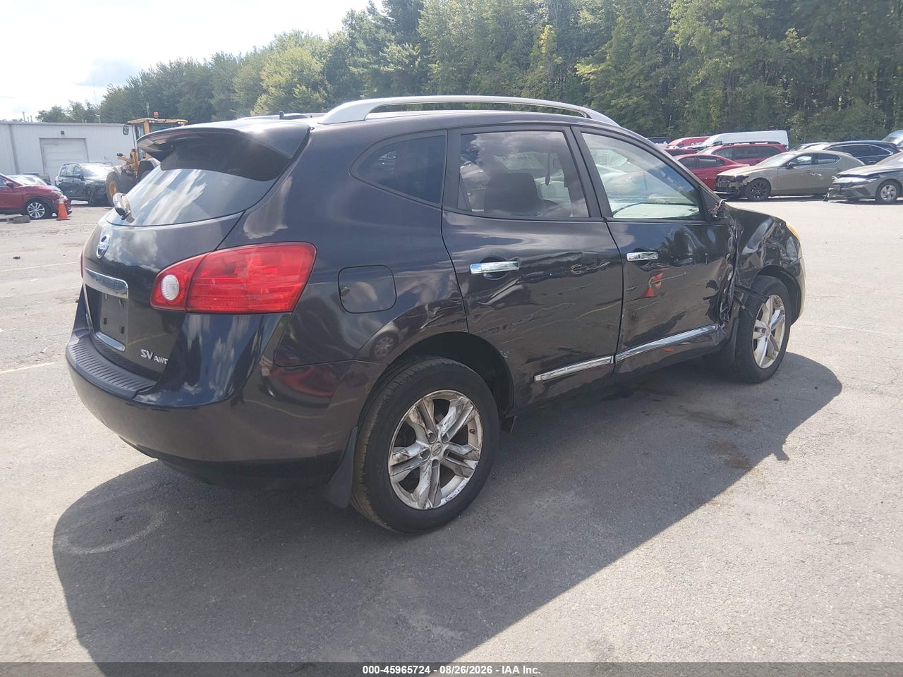 2013 NISSAN ROGUE SV · 4/11