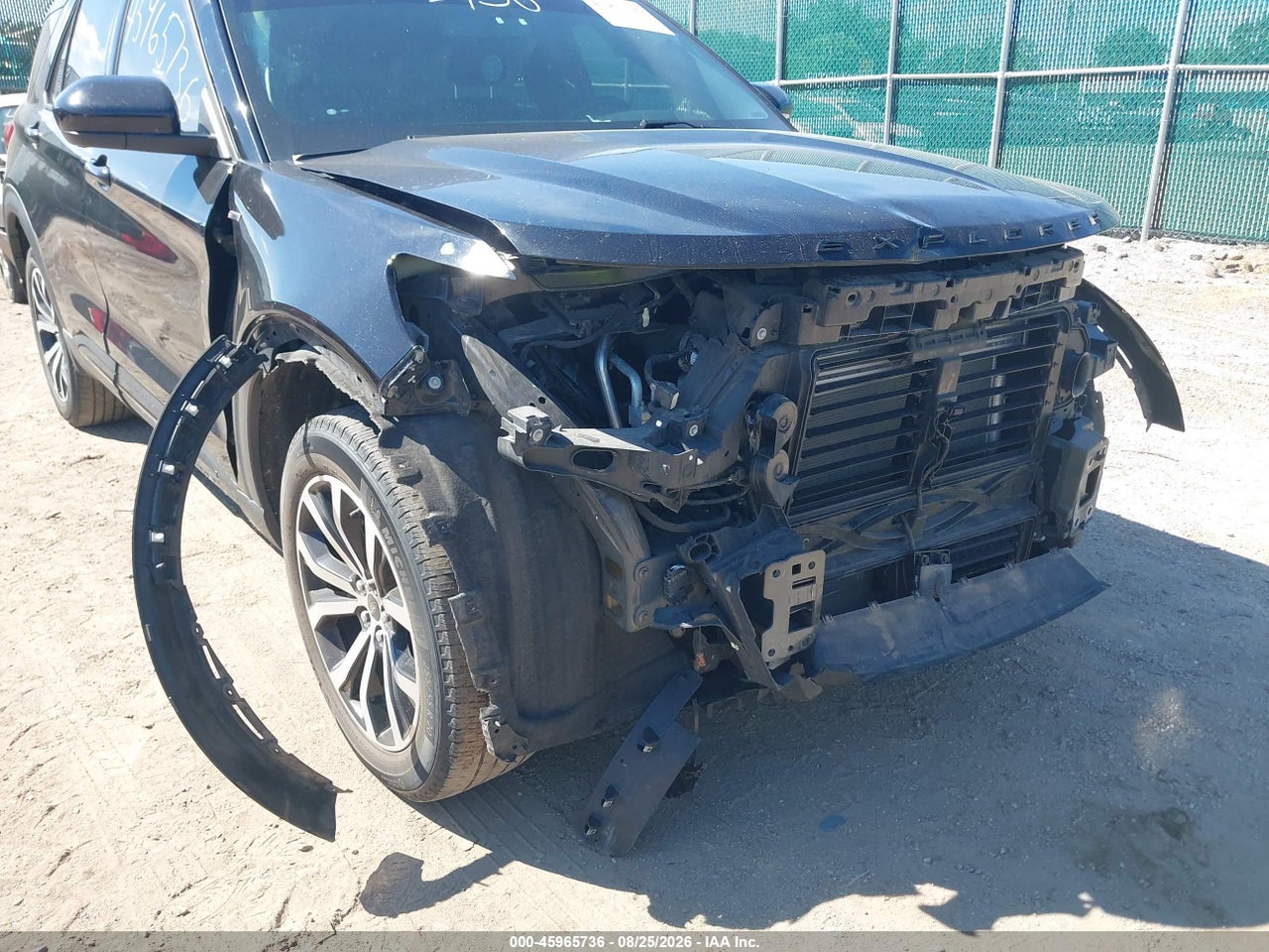 2022 FORD EXPLORER ST-LINE · 6/11