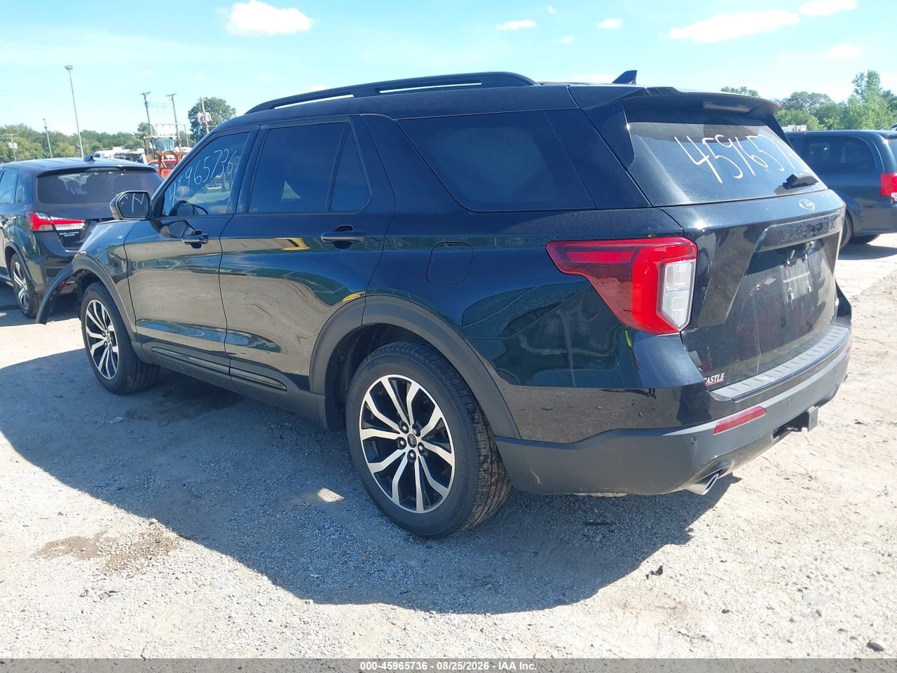 2022 FORD EXPLORER ST-LINE · 3/11