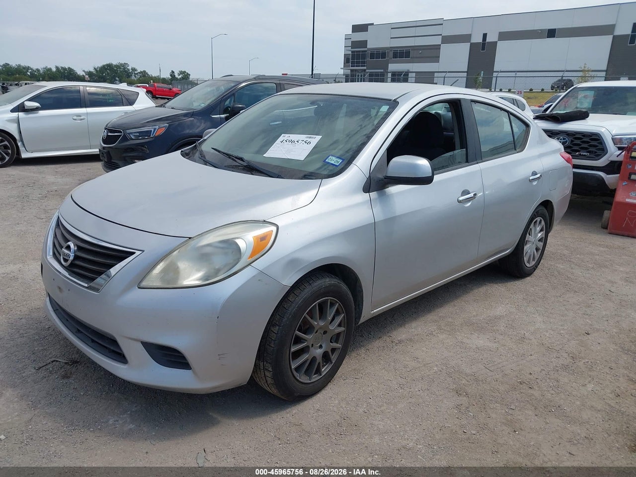 2012 NISSAN VERSA 1.6 SV · 2/11