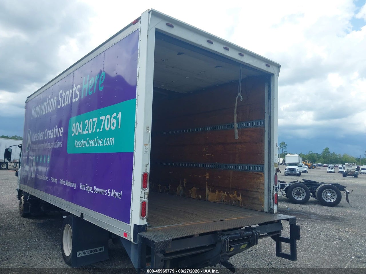 2013 ISUZU DSL REG   · 3/4