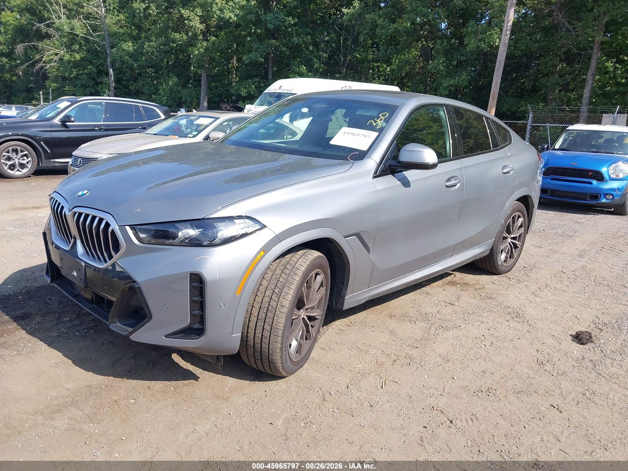 2024 BMW X6 XDRIVE40I · 2/11