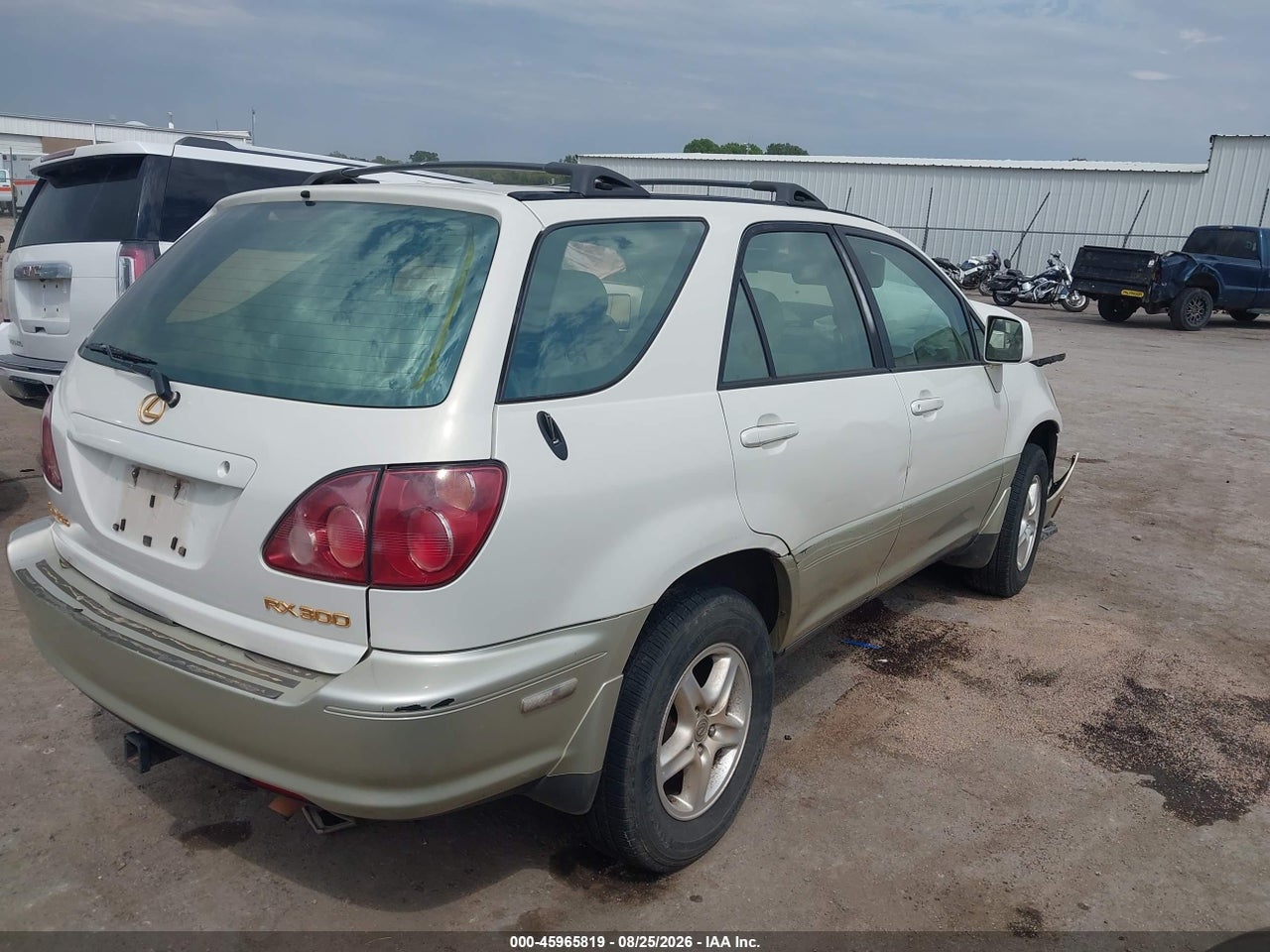 2000 LEXUS RX 300 · 4/11