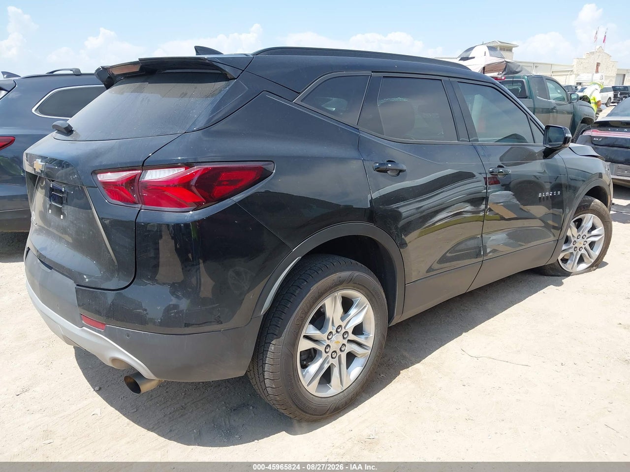 2022 CHEVROLET BLAZER FWD 2LT · 4/10
