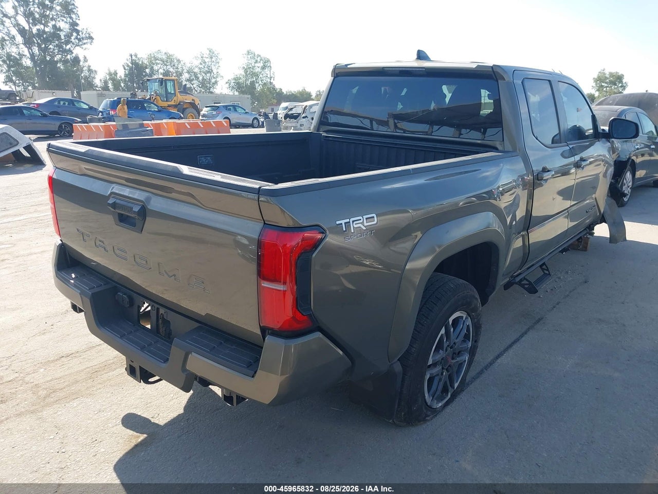 2026 TOYOTA TACOMA TRD SPORT · 4/10