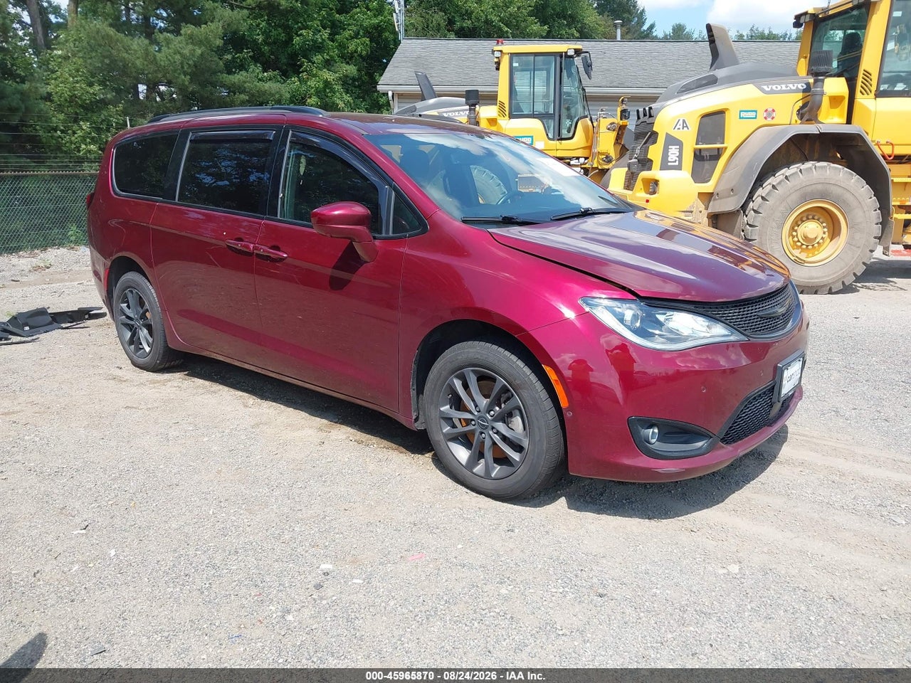 2C4RC3BG6LR****** · 2020 CHRYSLER PACIFICA AWD LAUNCH EDITION