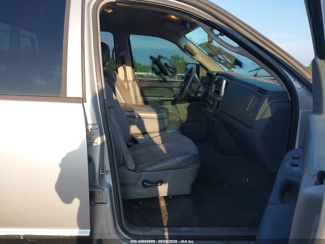 2008 DODGE RAM 1500 SLT · 5/11