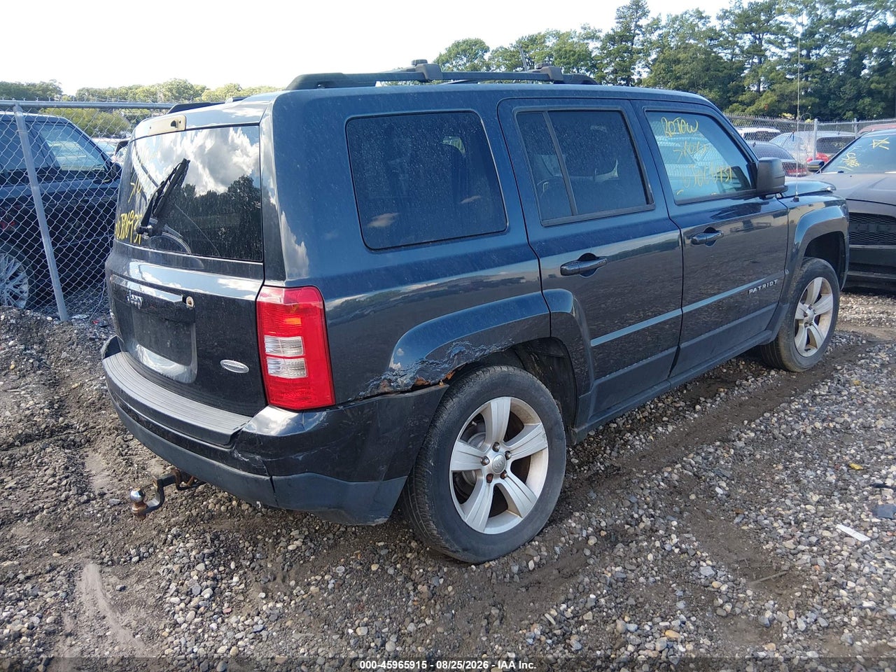 2014 JEEP PATRIOT LATITUDE · 4/10