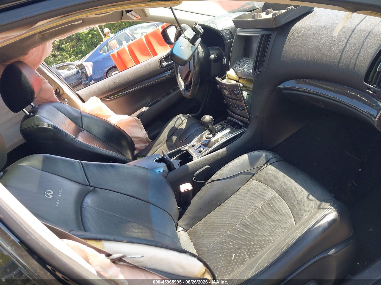 2011 INFINITI G25X · 5/10