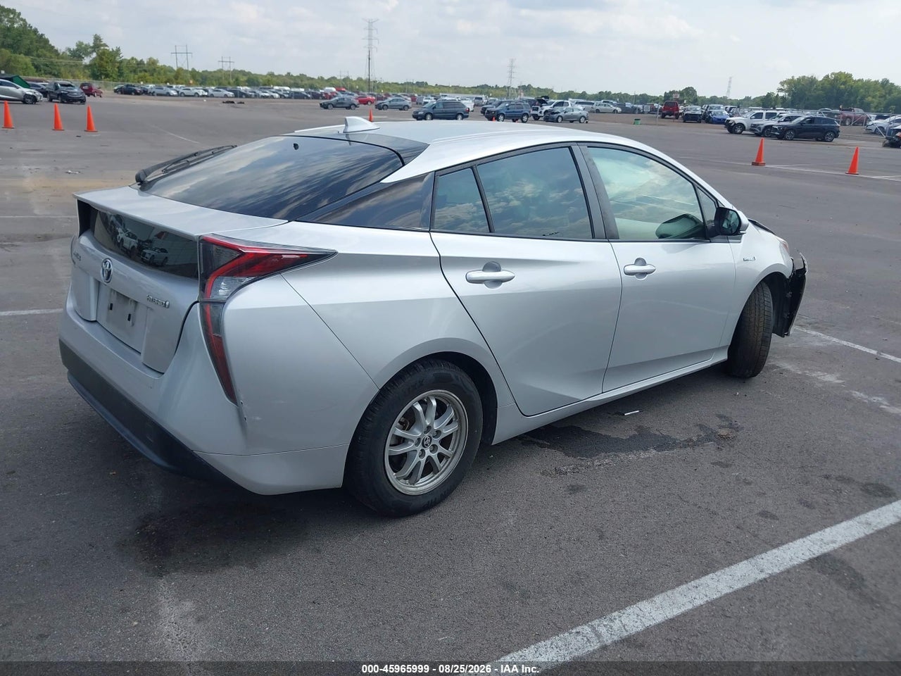 2016 TOYOTA PRIUS TWO · 4/11