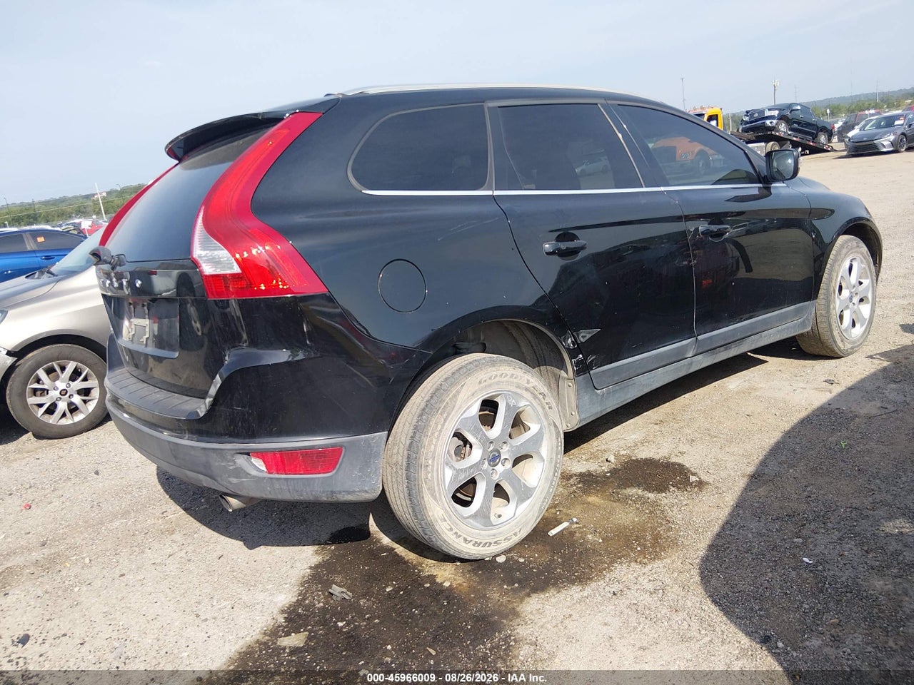 2013 VOLVO XC60 3.2 PREMIER · 4/11