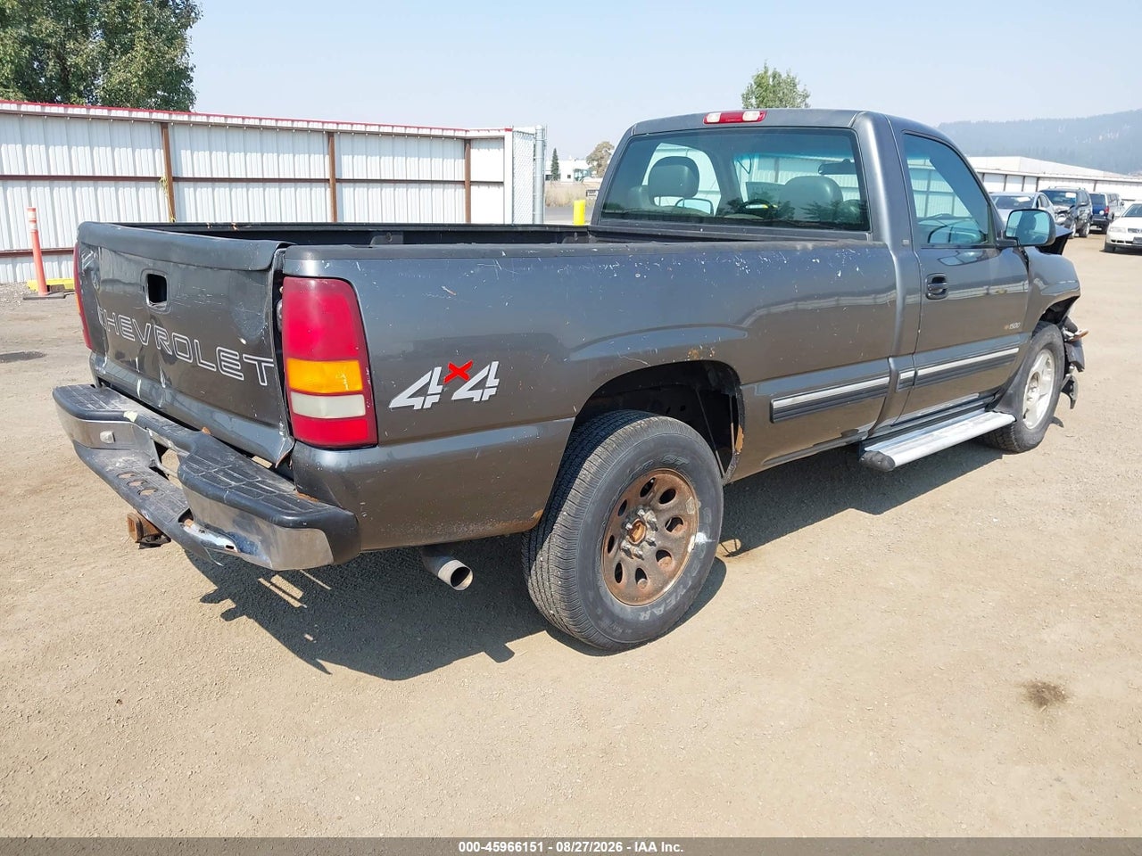 2000 CHEVROLET SILVERADO 1500   · 4/11
