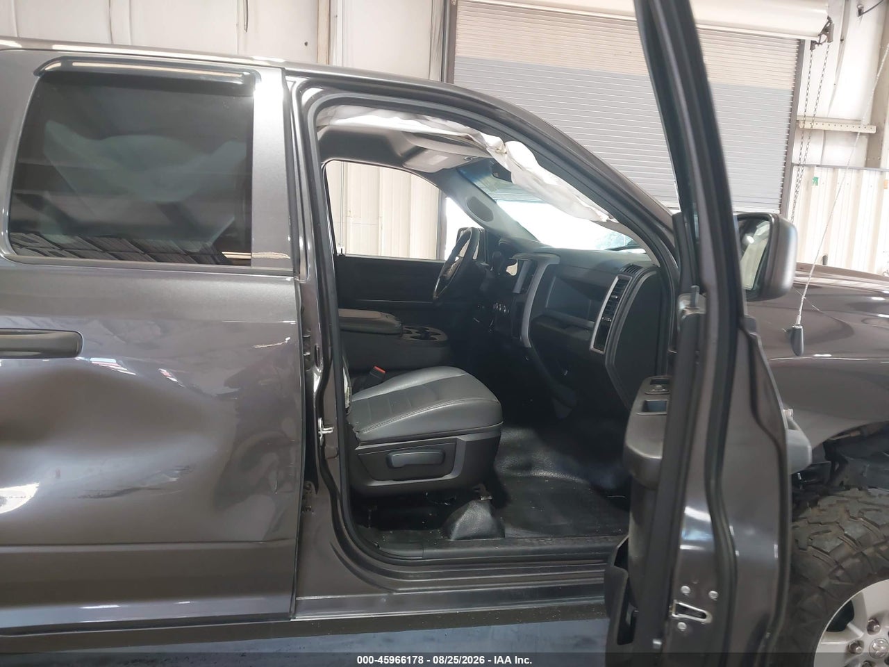 2016 RAM 1500 TRADESMAN · 5/11