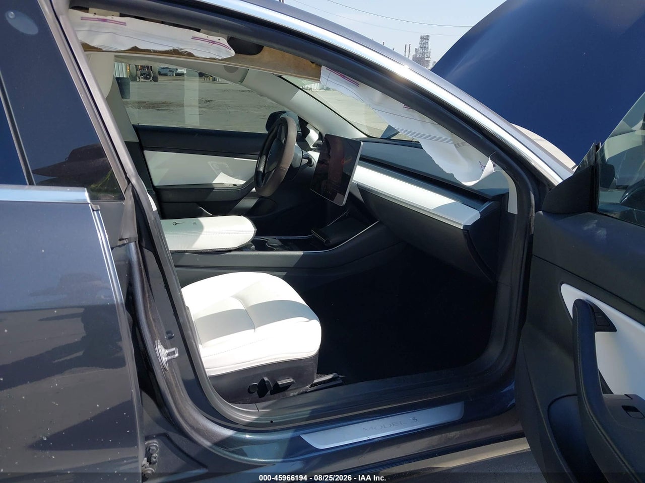 2020 TESLA MODEL 3 LONG RANGE DUAL MOTOR ALL-WHEEL DRIVE · 5/10