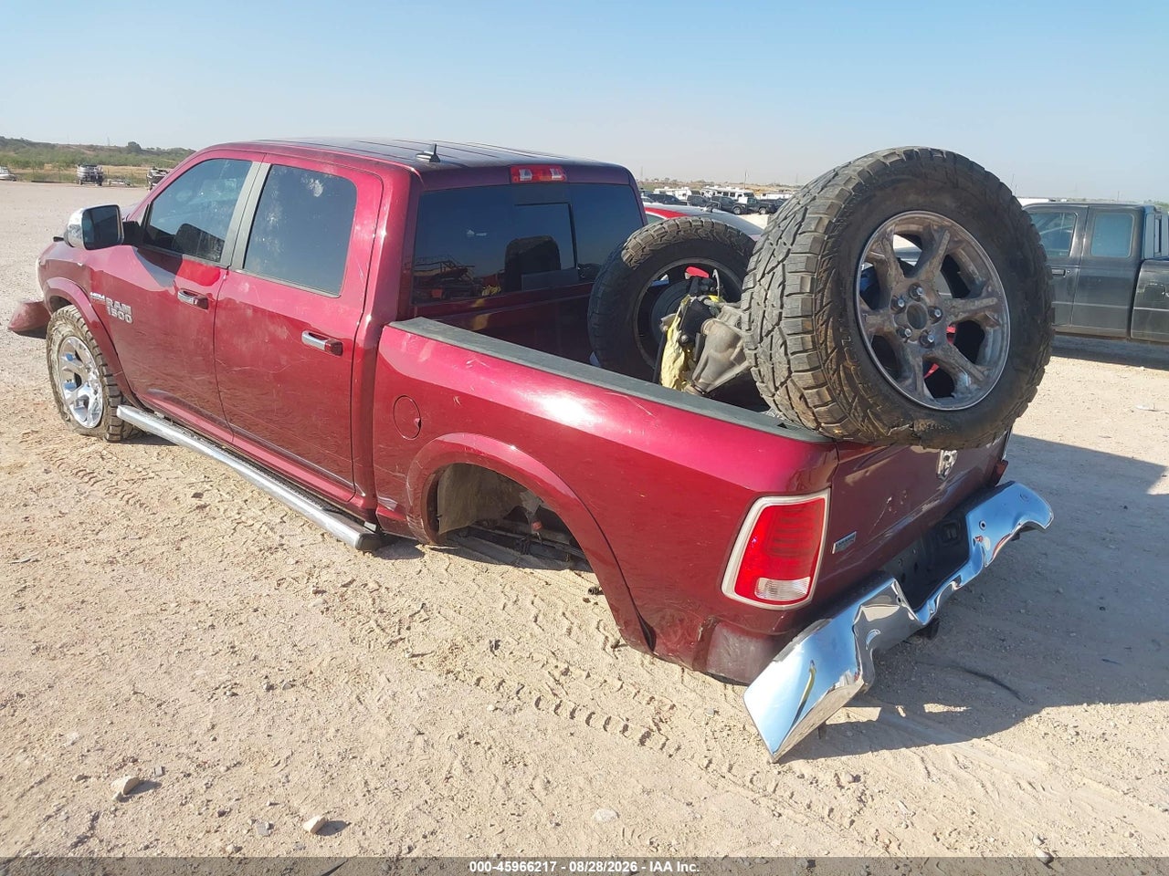 2017 RAM 1500 LARAMIE  4X4 5'7 BOX · 3/11