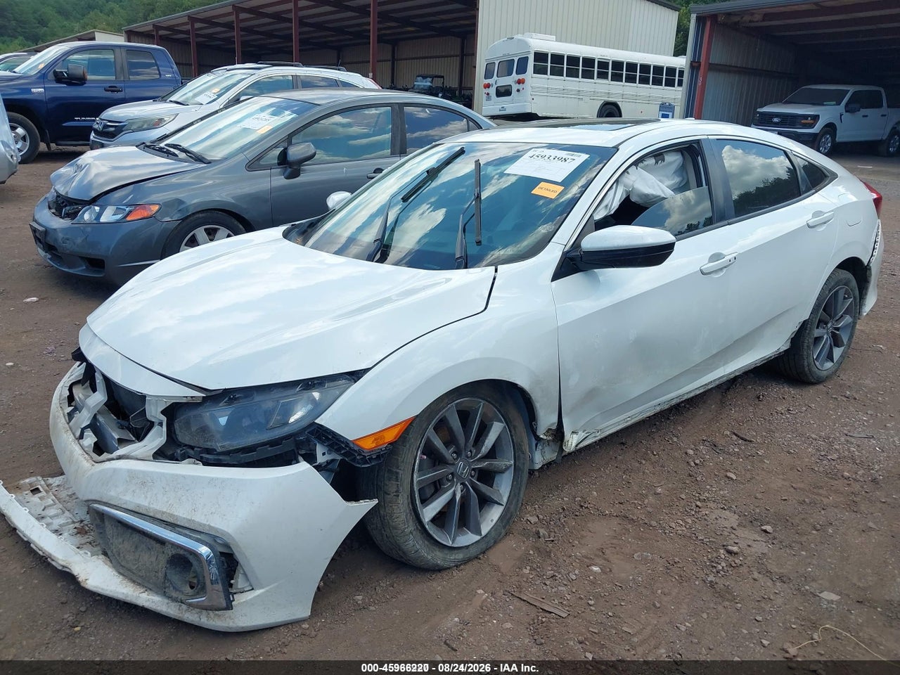 2019 HONDA CIVIC EX · 2/10