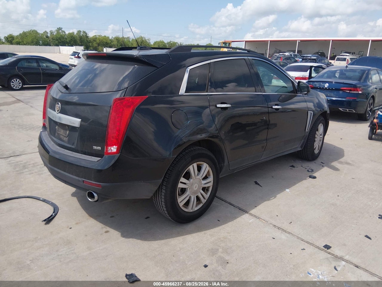 2015 CADILLAC SRX STANDARD · 4/11