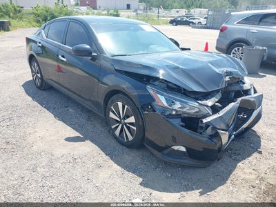 1N4BL4DV0NN****** · 2022 NISSAN ALTIMA SV FWD