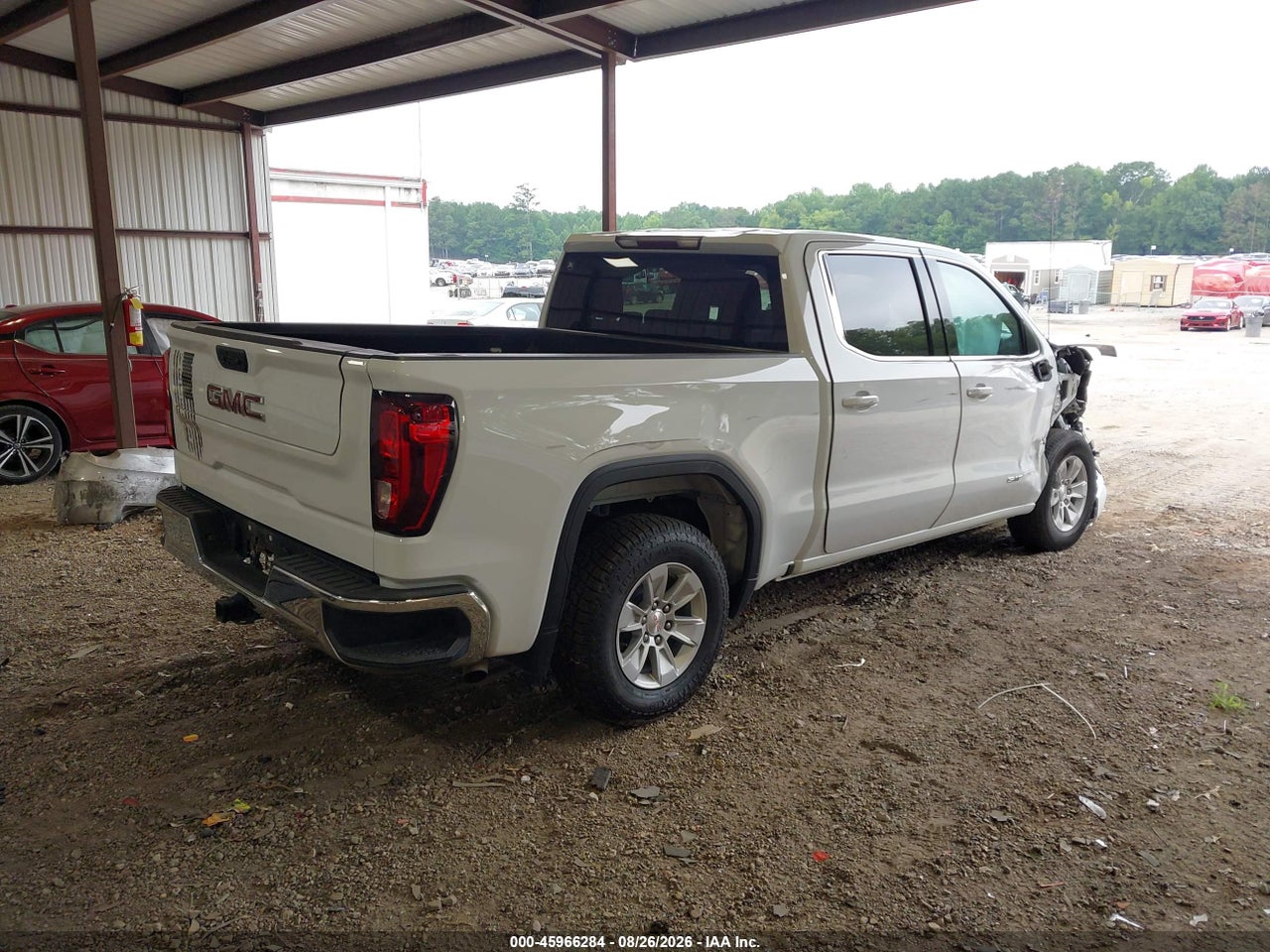 2024 GMC SIERRA 1500 2WD  SHORT BOX SLE · 4/11