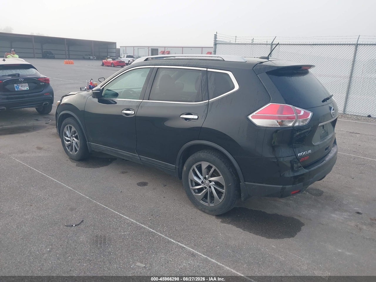 2015 NISSAN ROGUE SL · 3/11