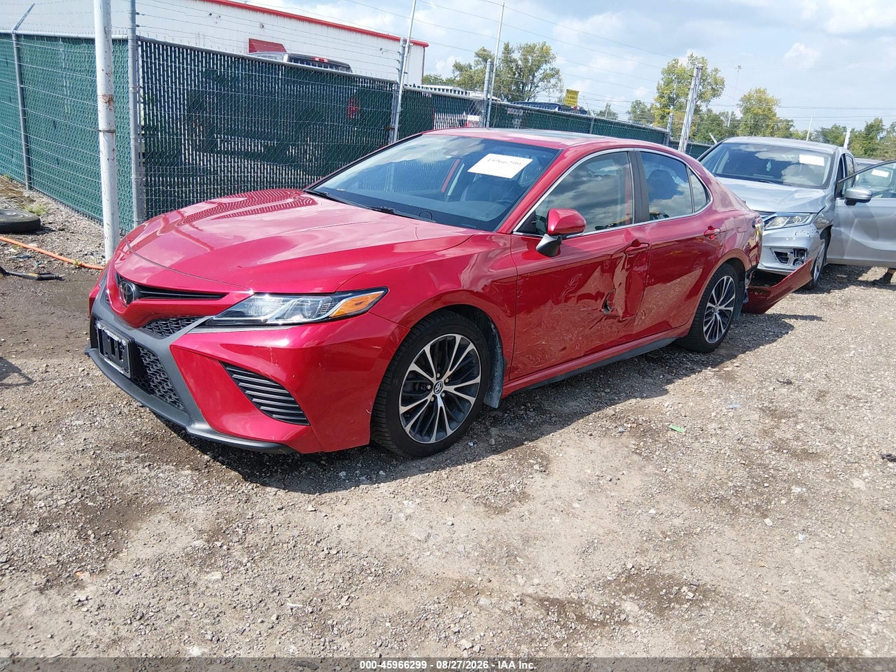 2020 TOYOTA CAMRY SE · 2/11
