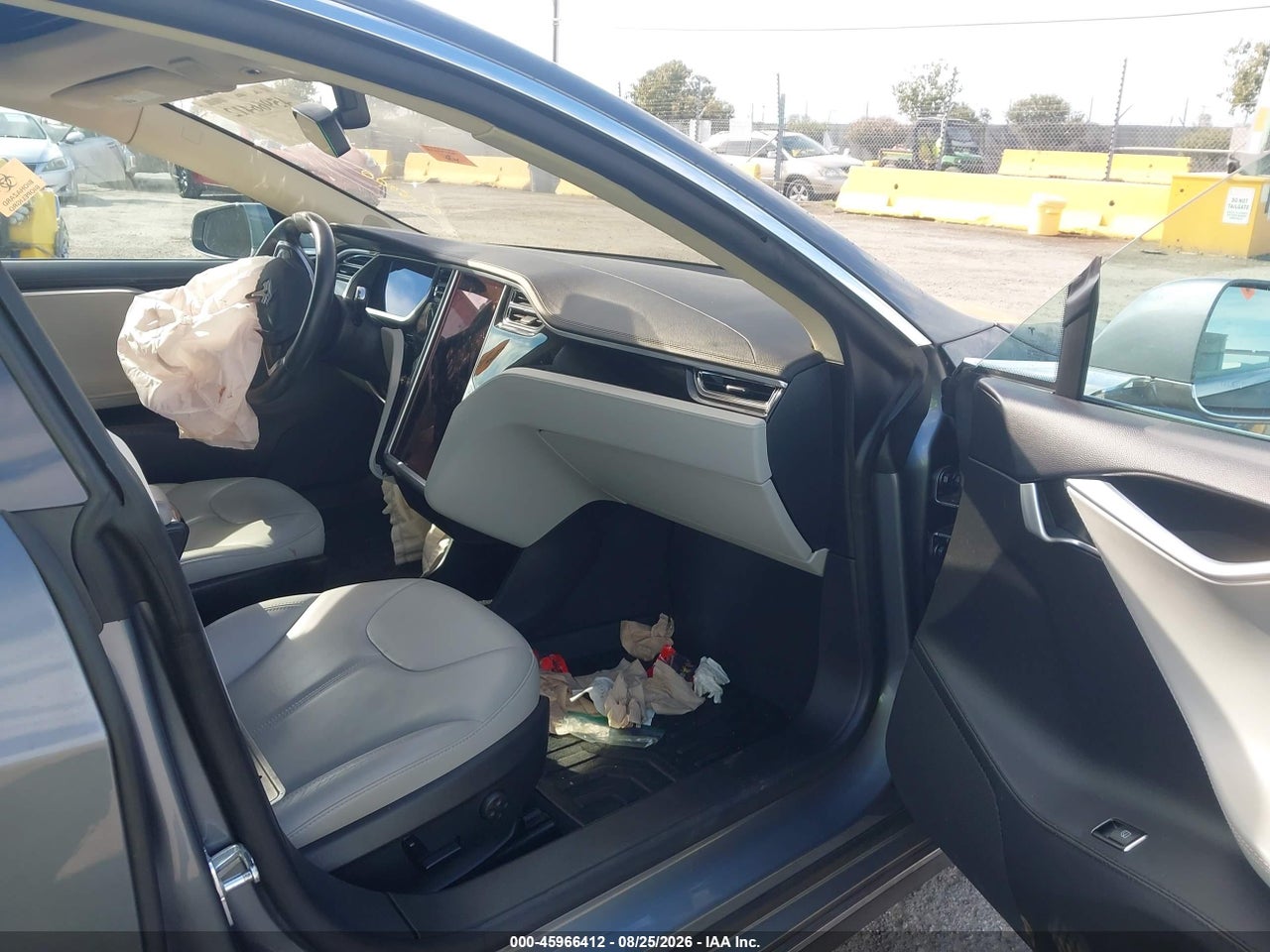 2013 TESLA MODEL S · 5/9