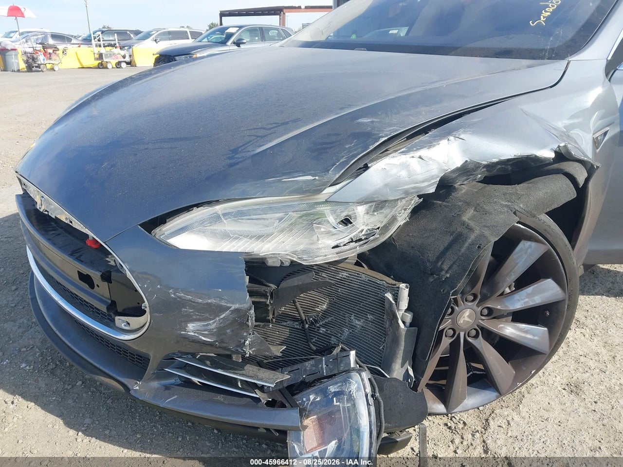 2013 TESLA MODEL S · 6/9