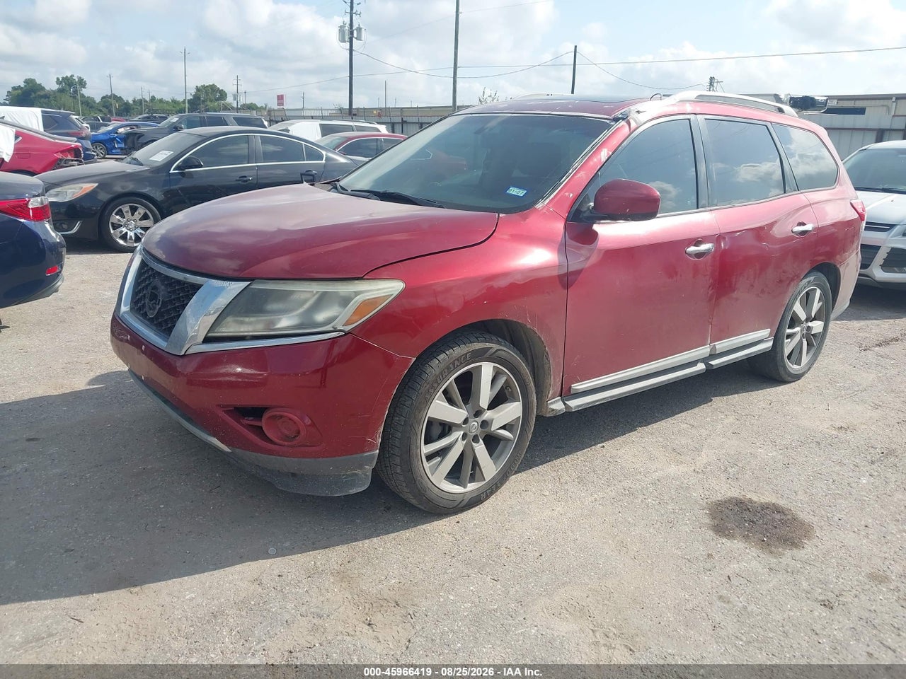 2014 NISSAN PATHFINDER PLATINUM · 2/11