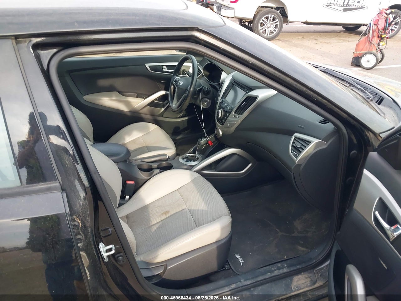 2013 HYUNDAI VELOSTER BASE W/GRAY · 5/11