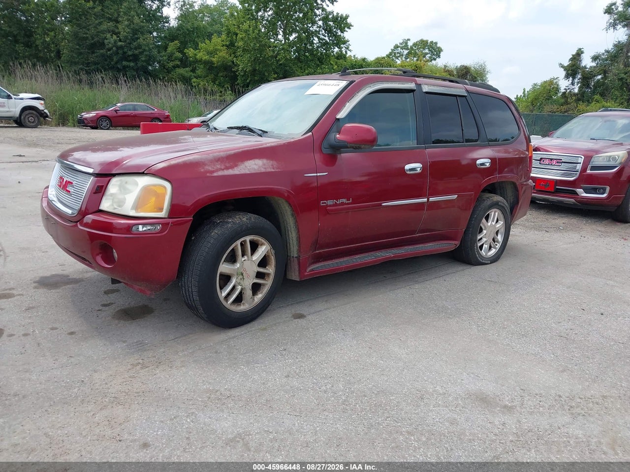 2008 GMC ENVOY DENALI · 2/11