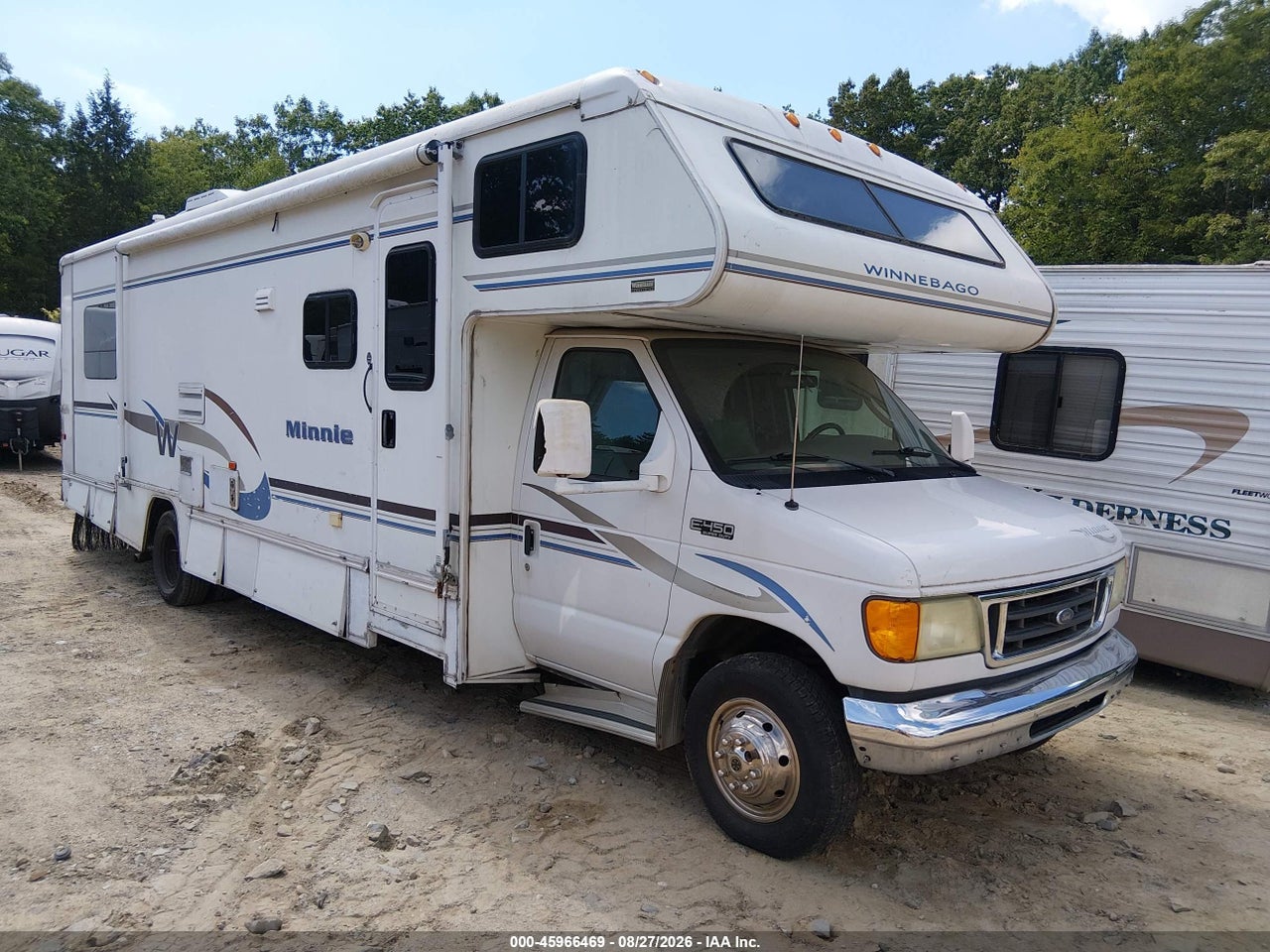 1FDXE45S34H****** · 2004 FORD E-450 CUTAWAY STANDARD