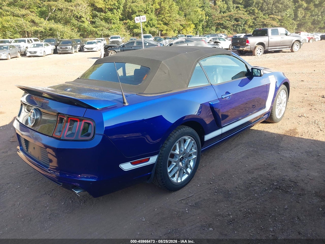 2014 FORD MUSTANG GT PREMIUM · 4/11