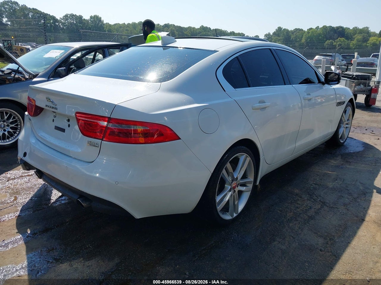 2017 JAGUAR XE 35T PRESTIGE · 4/10