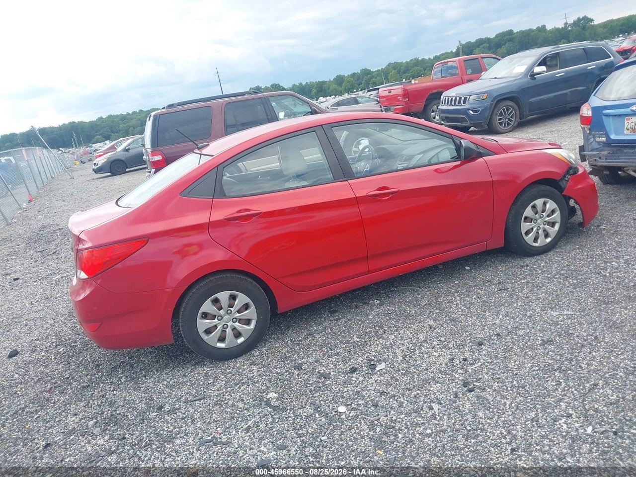 2016 HYUNDAI ACCENT SE · 4/10