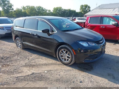 2C4RC1CG2HR****** · 2017 CHRYSLER PACIFICA LX