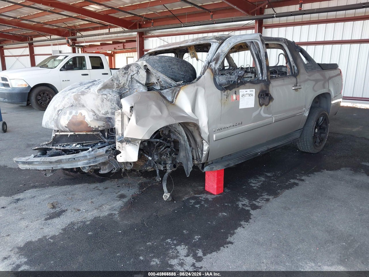 2007 CHEVROLET AVALANCHE 1500 LT · 2/10