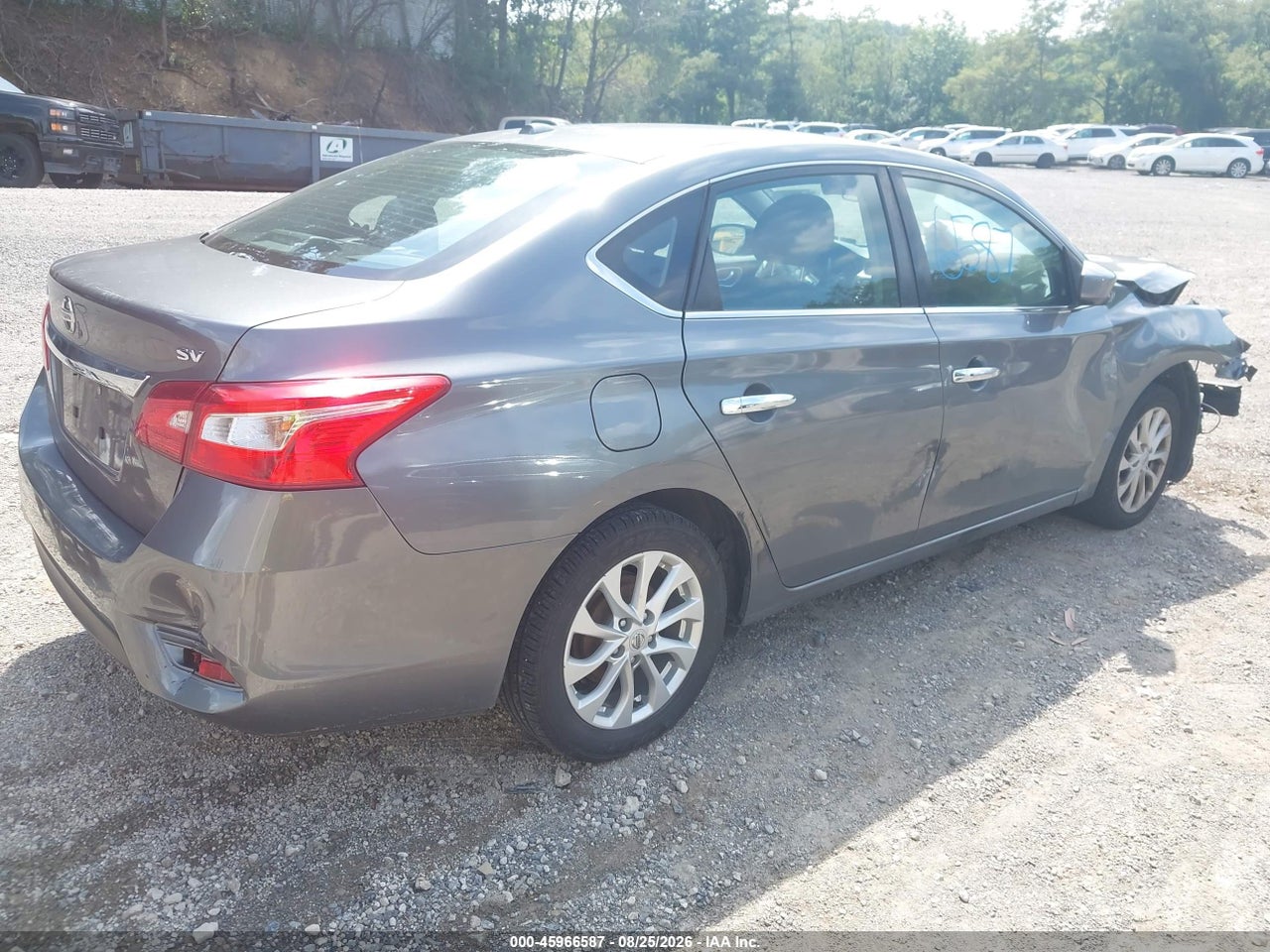 2019 NISSAN SENTRA SV · 4/11
