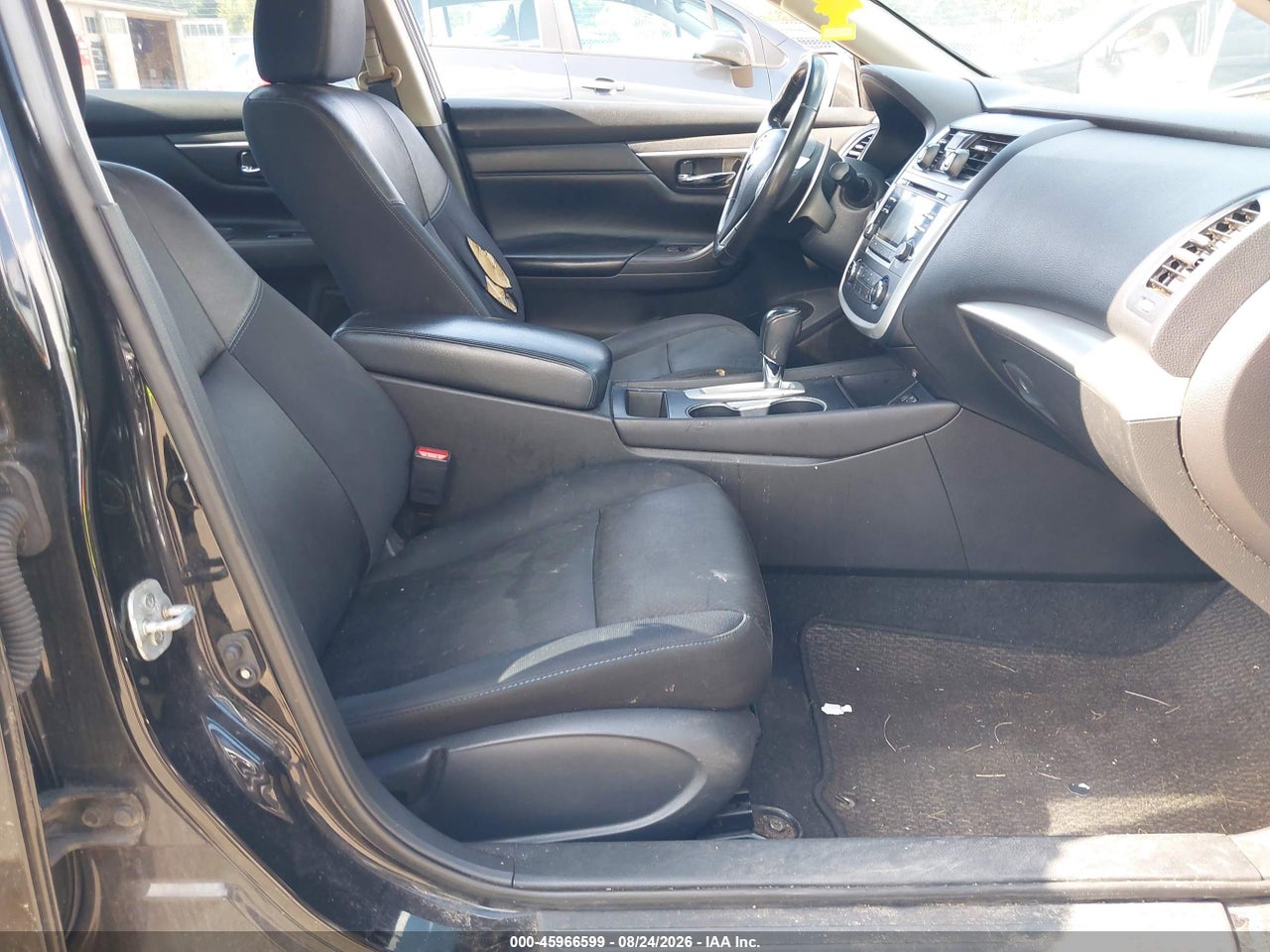 2016 NISSAN ALTIMA 2.5 SR · 5/11