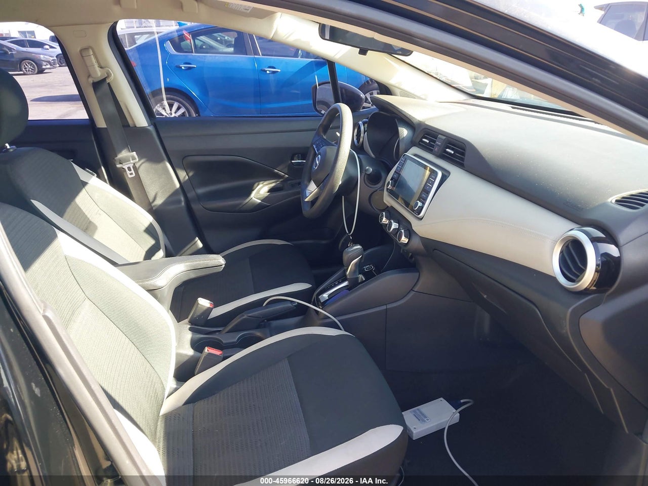 2020 NISSAN VERSA SV XTRONIC CVT · 5/11