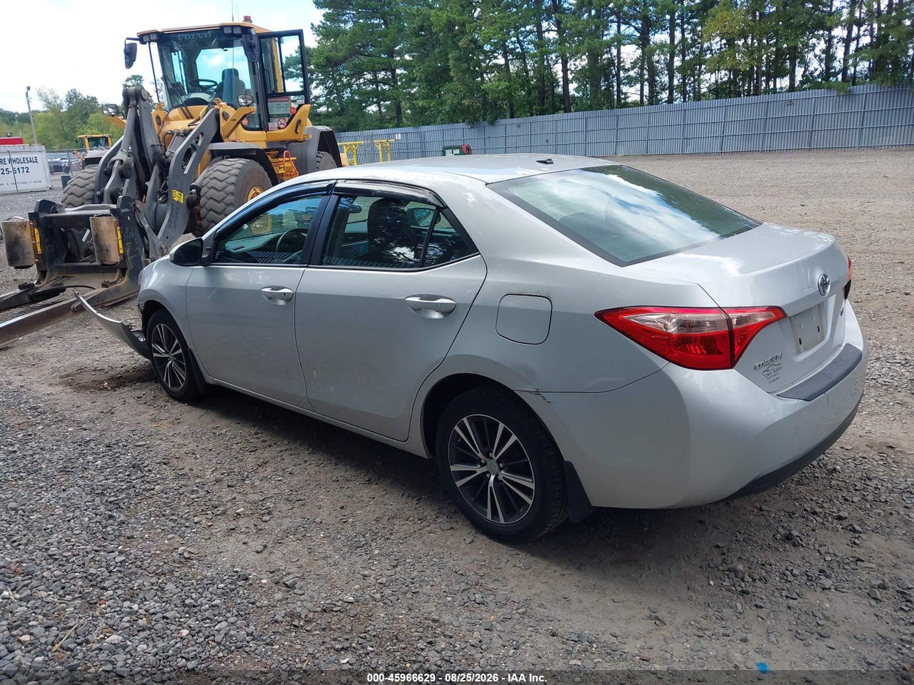 2017 TOYOTA COROLLA LE · 3/11