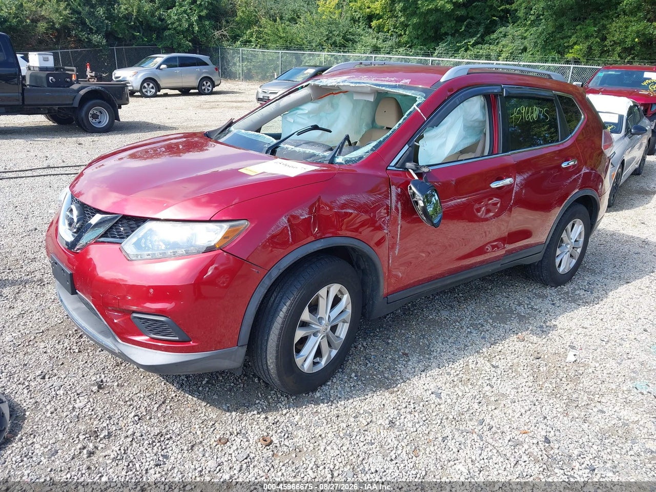 2016 NISSAN ROGUE SV · 2/11
