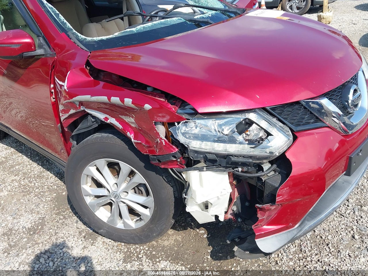 2016 NISSAN ROGUE SV · 6/11