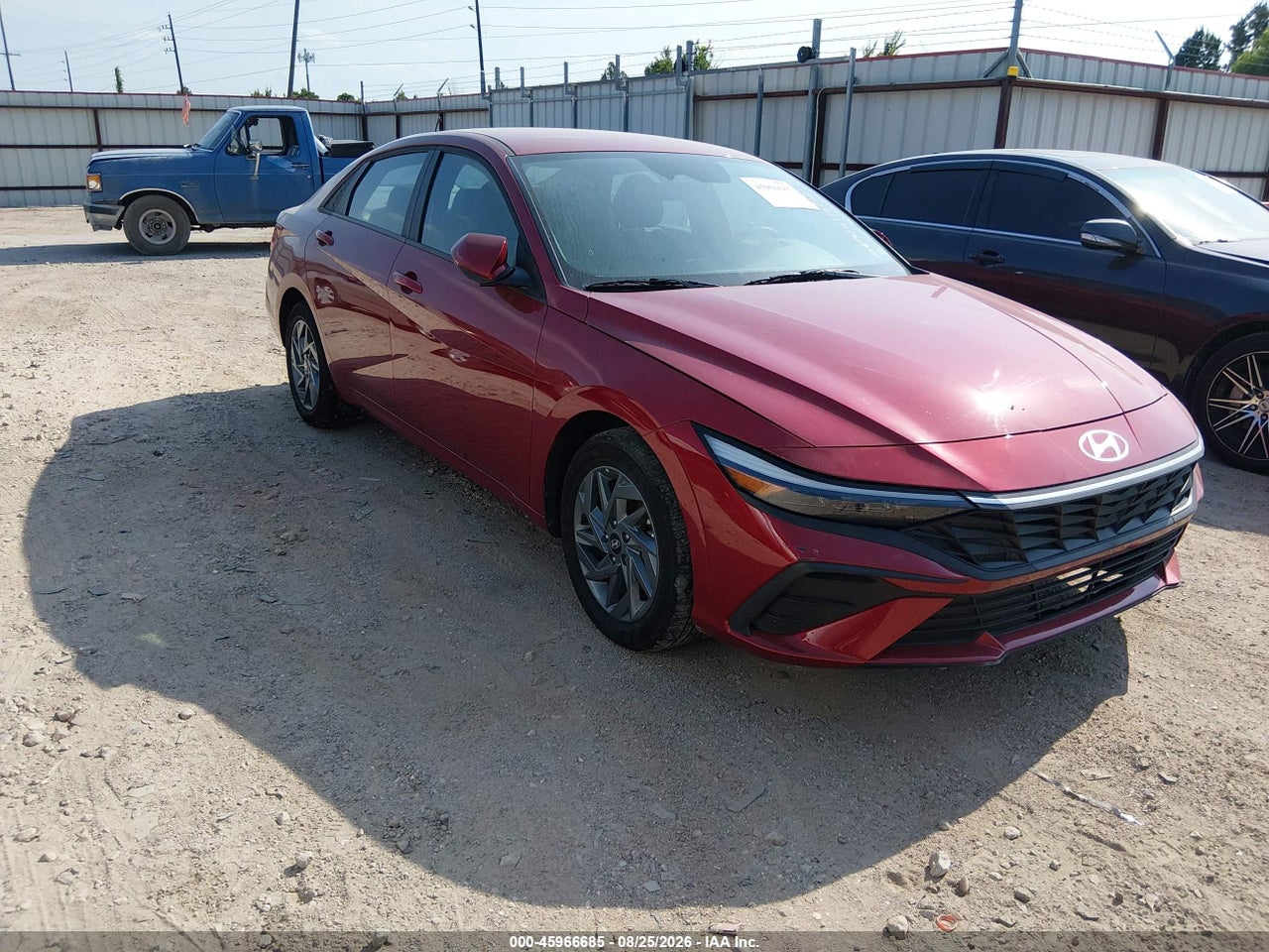 KMHLM4DJ3TU****** · 2026 HYUNDAI ELANTRA HYBRID BLUE