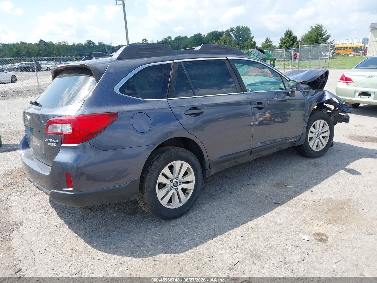2017 SUBARU OUTBACK 2.5I PREMIUM · 4/11