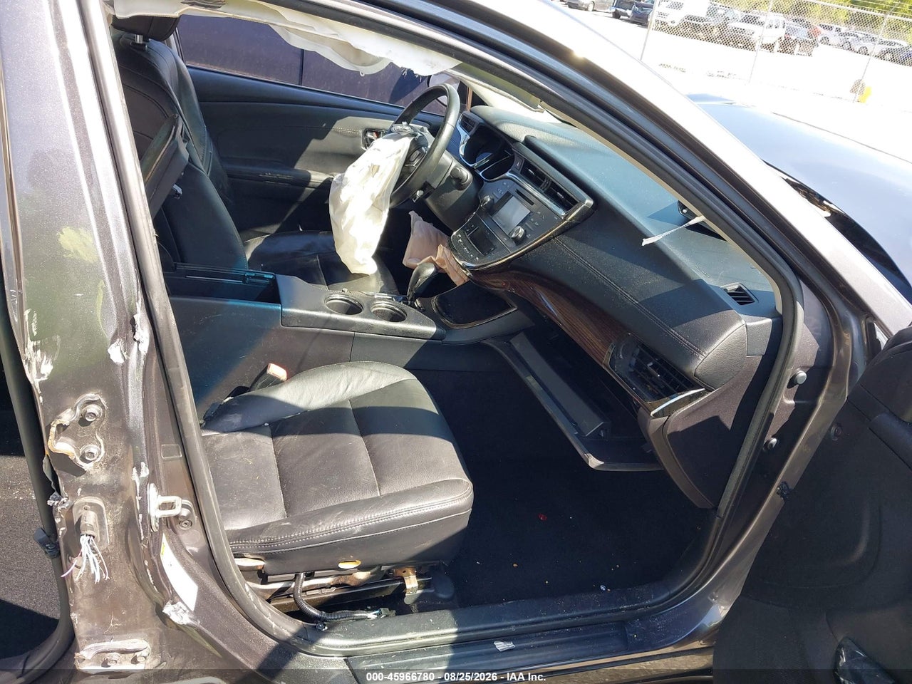 2014 TOYOTA AVALON HYBRID XLE TOURING · 5/10