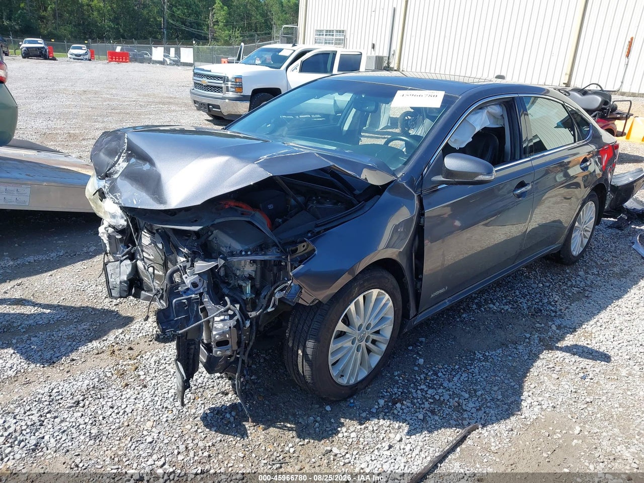 2014 TOYOTA AVALON HYBRID XLE TOURING · 2/10