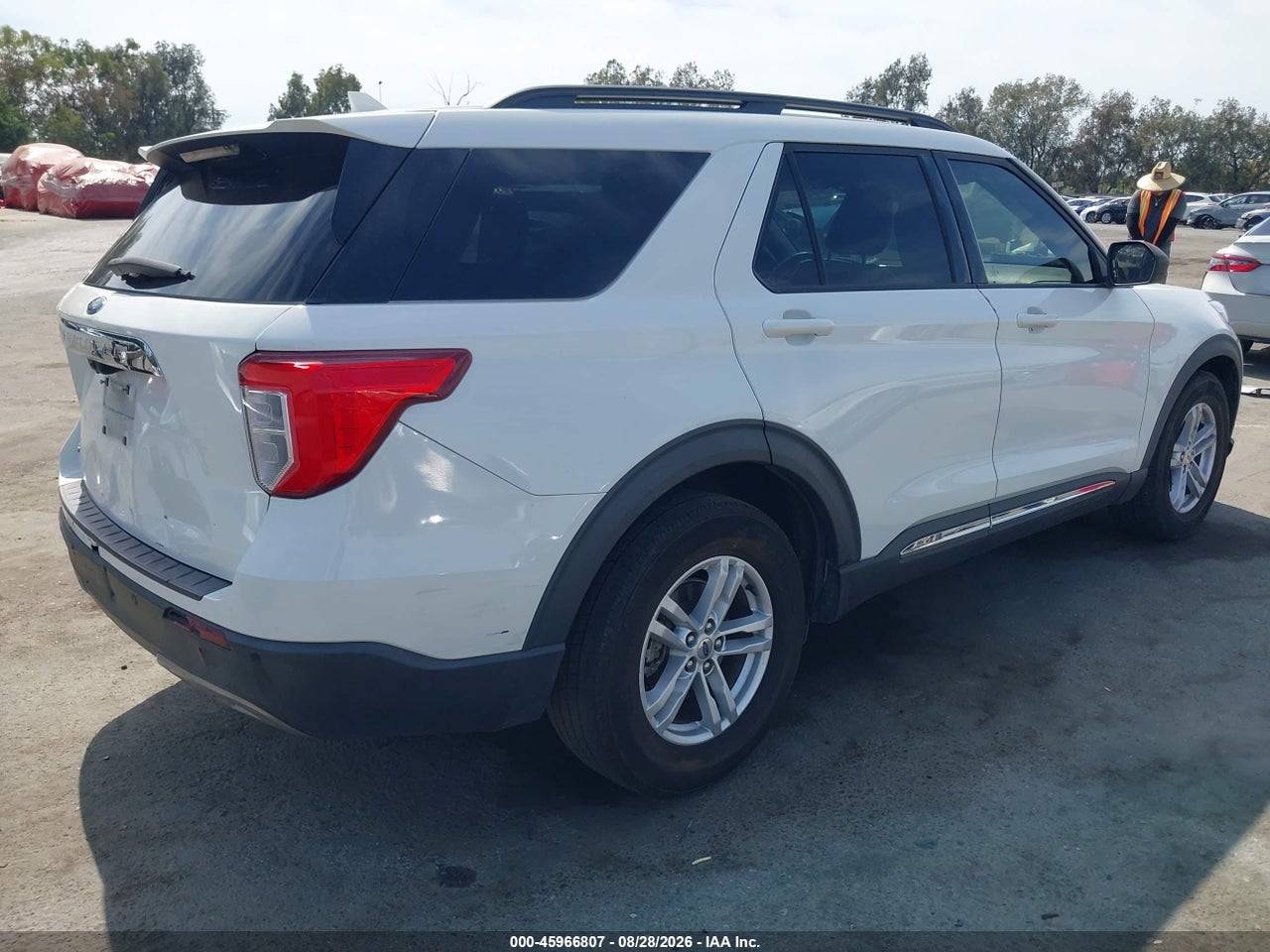 2020 FORD EXPLORER XLT · 4/11