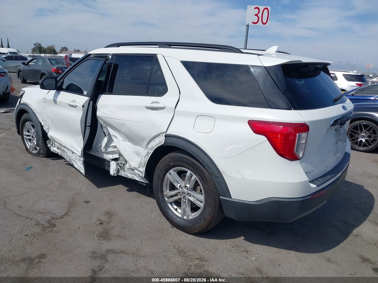 2020 FORD EXPLORER XLT · 3/11