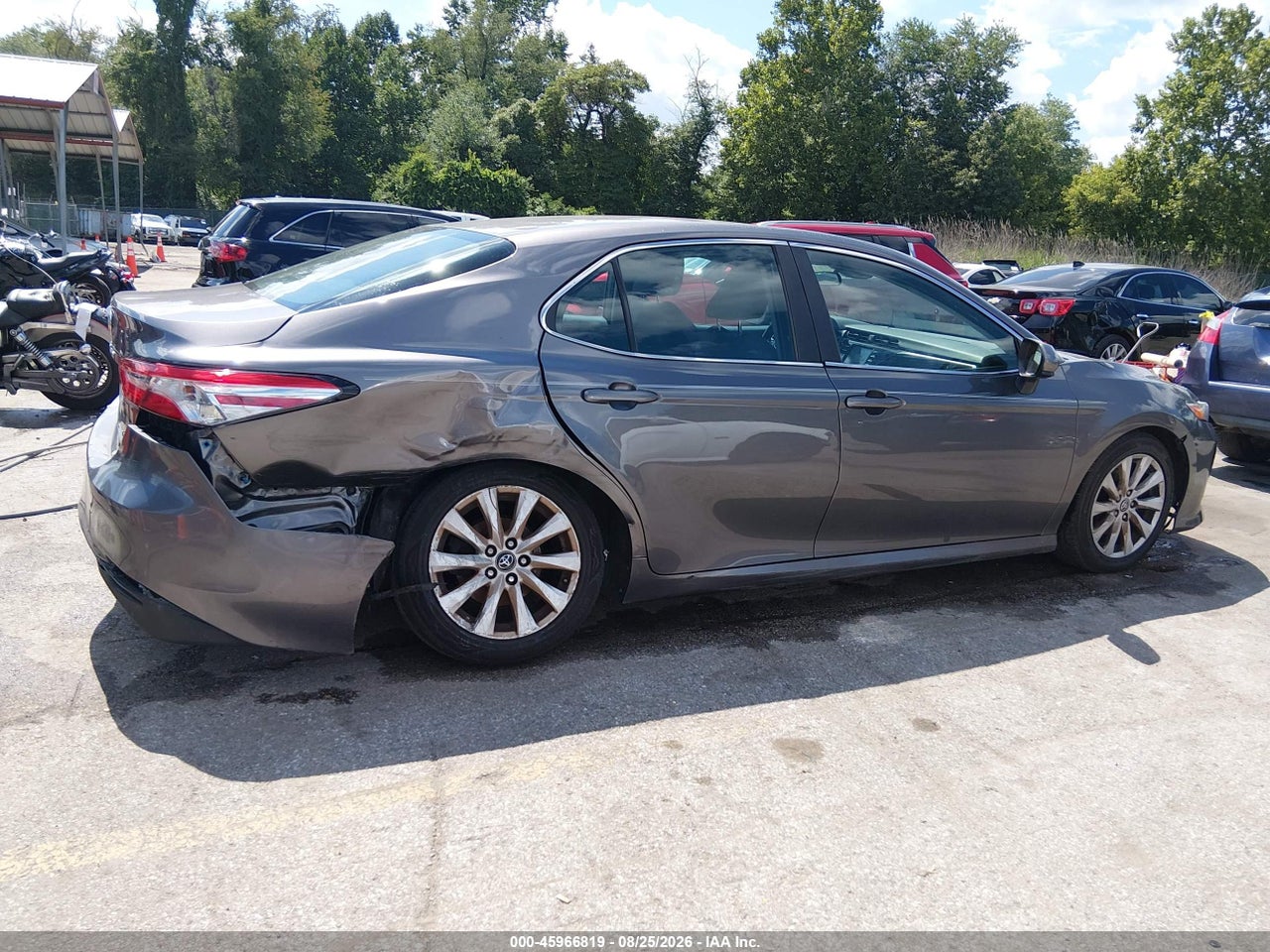 2018 TOYOTA CAMRY LE · 6/11