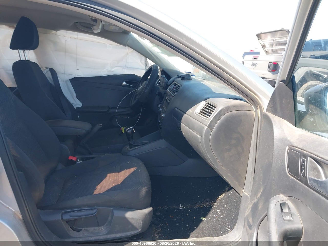 2014 VOLKSWAGEN JETTA 2.0L S · 5/11